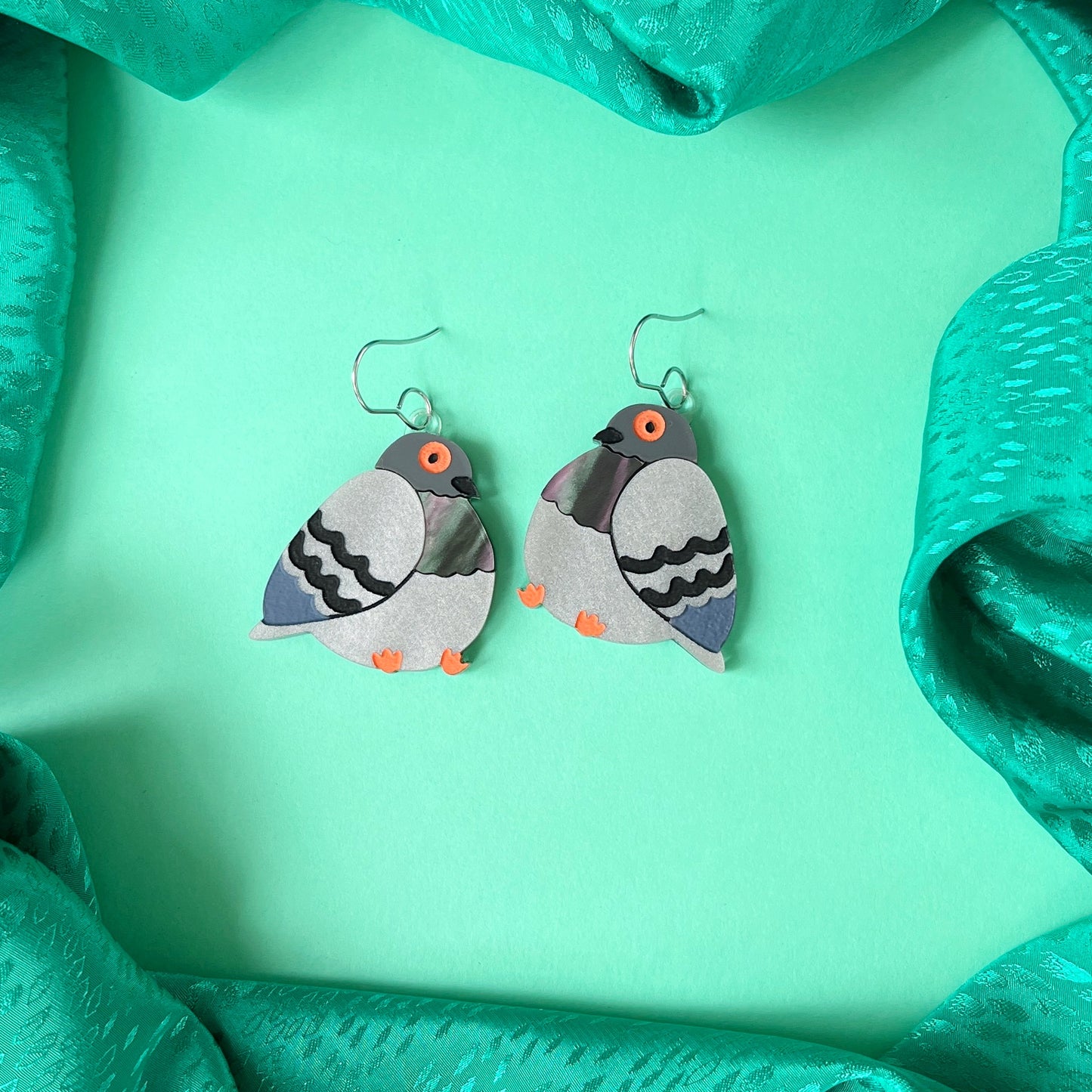 Chunky pigeon earrings
