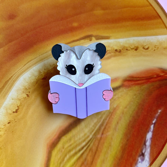 Reading opossum brooch or magnet