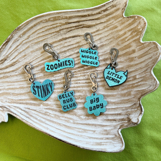 Dog/cat collar tags (blue/purple color changing glitter)