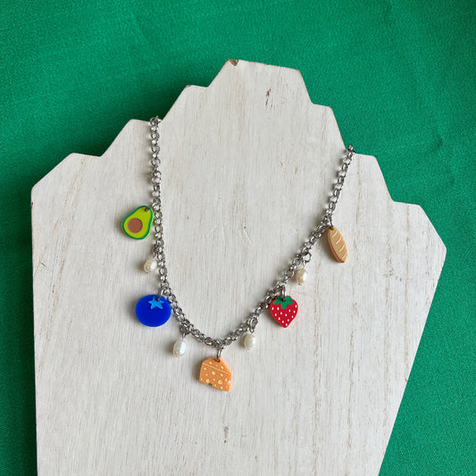 Picnic basket necklace