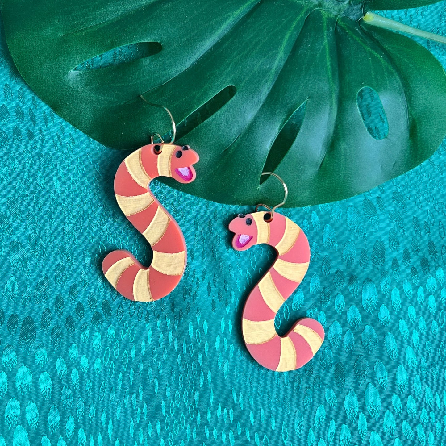 Slimey worm earrings (small version)