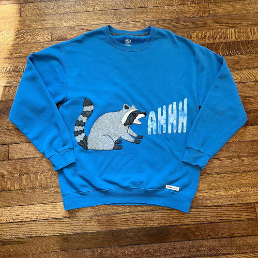 Screaming raccoon sweatshirt (blue)