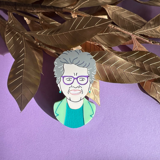 Prue brooch or magnet